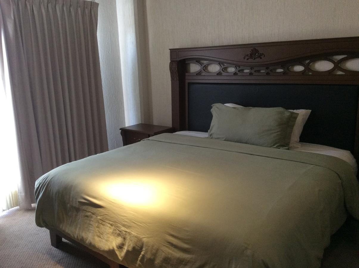 Hotel Candiles Valle de Santiago Екстериор снимка
