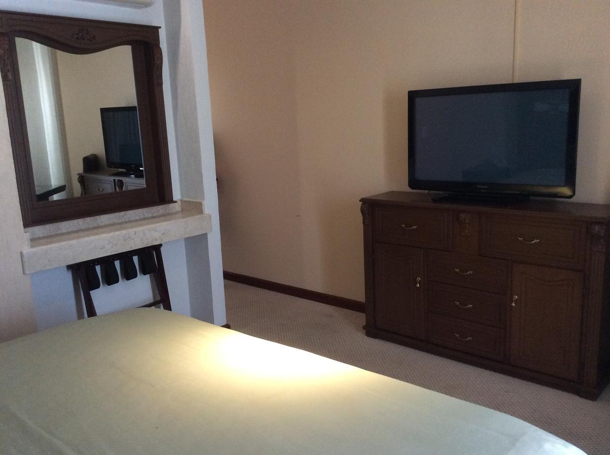 Hotel Candiles Valle de Santiago Екстериор снимка