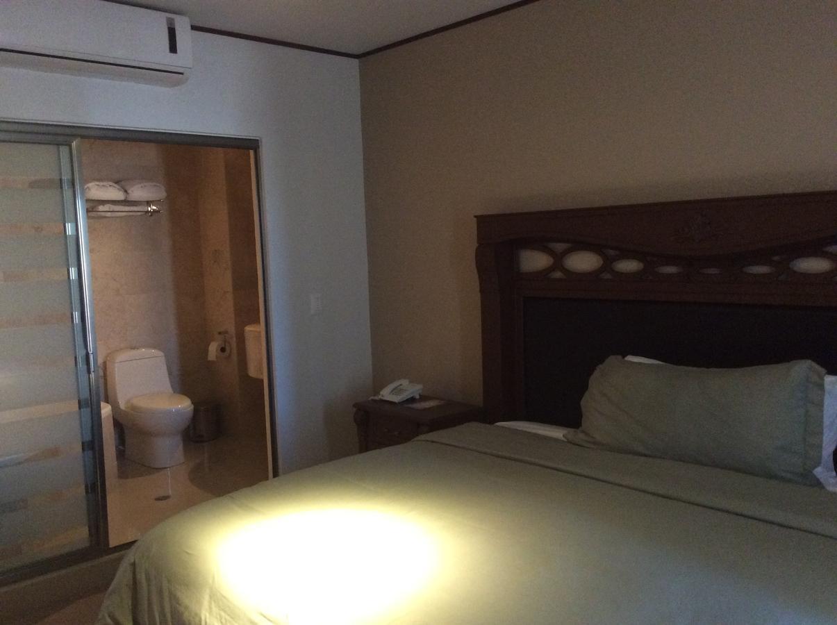 Hotel Candiles Valle de Santiago Екстериор снимка